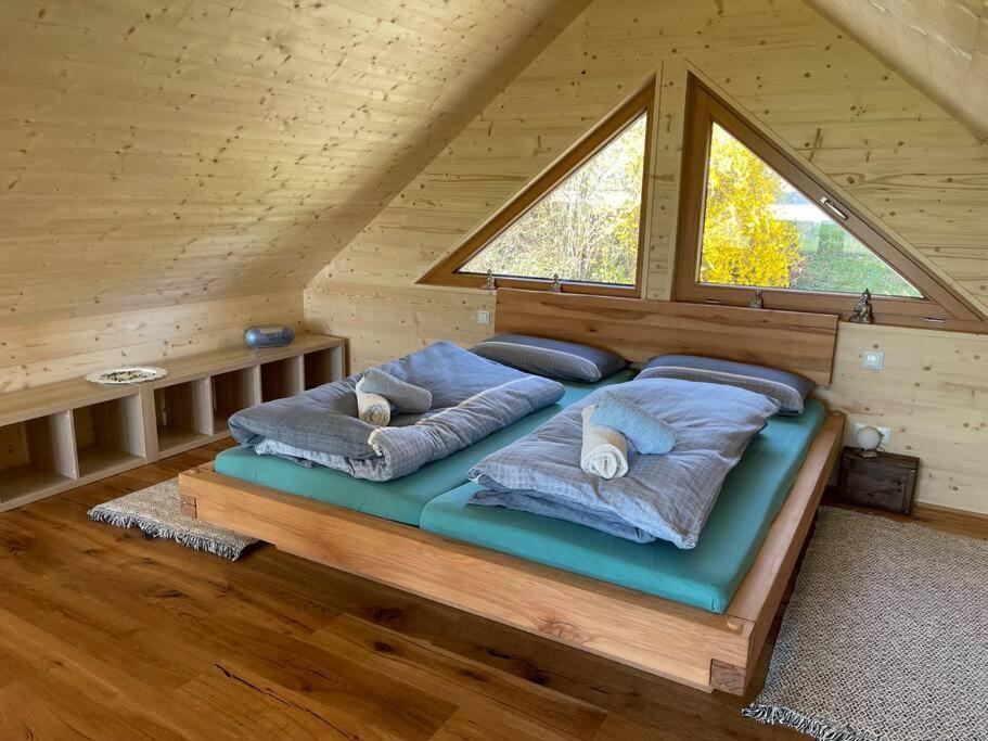 Zweistoeckiges Natur-Holzhaus Mit Berg- & Seesicht Horgenzell Eksteriør bilde