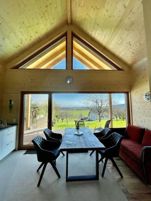 Zweistoeckiges Natur-Holzhaus Mit Berg- & Seesicht Horgenzell Eksteriør bilde